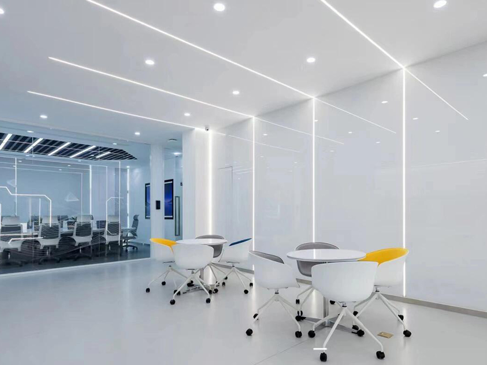 竹炭木白镜面板案例