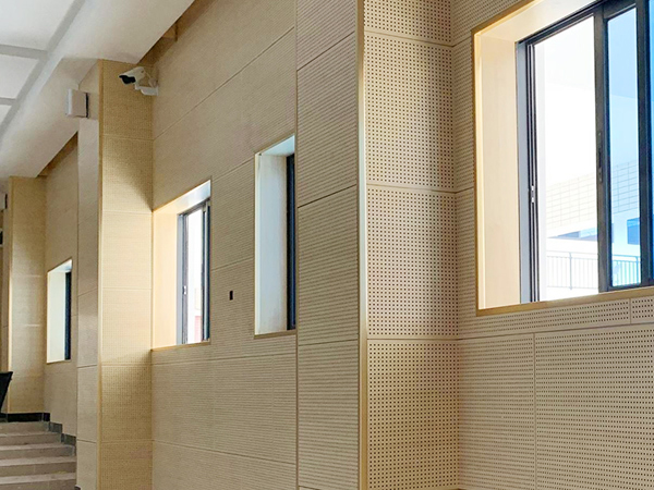 陶铝穿孔吸音板场景图